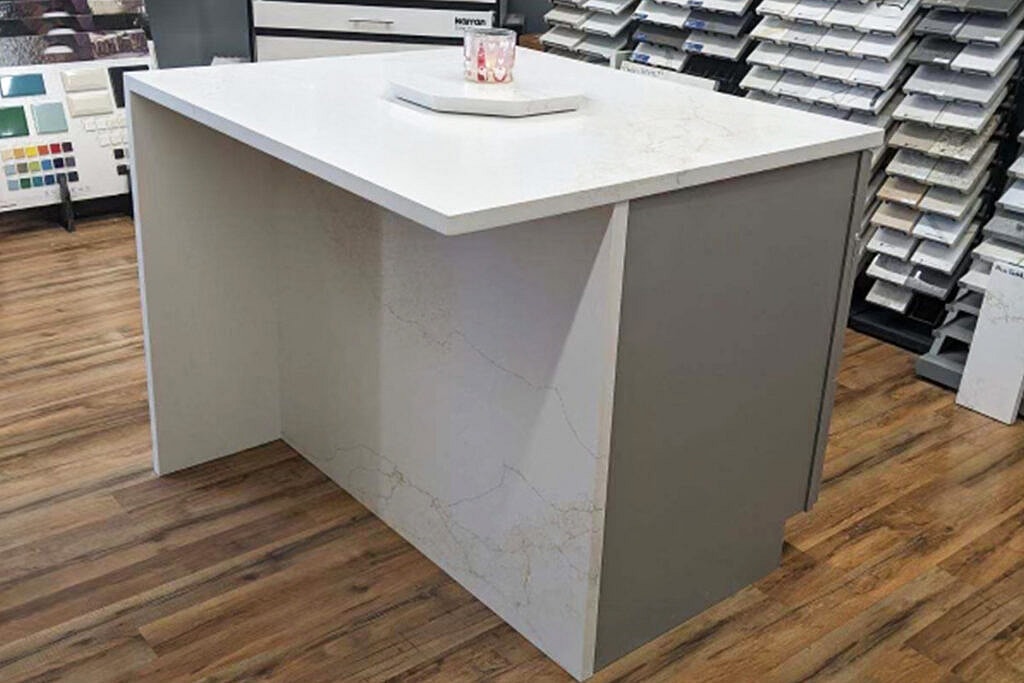 Elegance in Simplicity: Showcasing the 5167 Sahara Ridge Stone Surface 2 Linnstone Surfaces 5167 Sahara Ridge